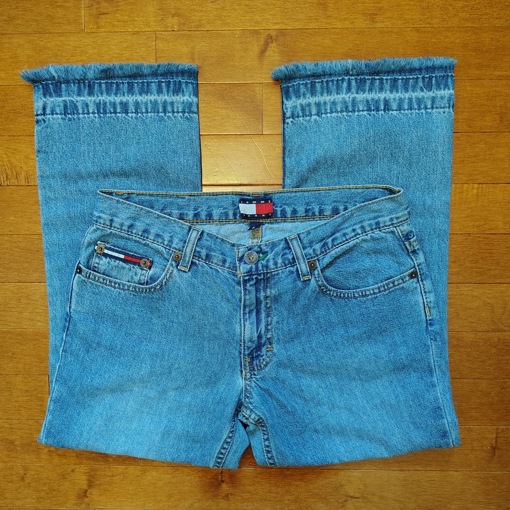 Vintage 90s/Y2K Tommy "ROC-ROC" Wide Leg Crop Jeans - 5 (Juniors)